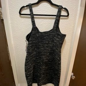 NWT. Originality Bodycon dress. Size M.